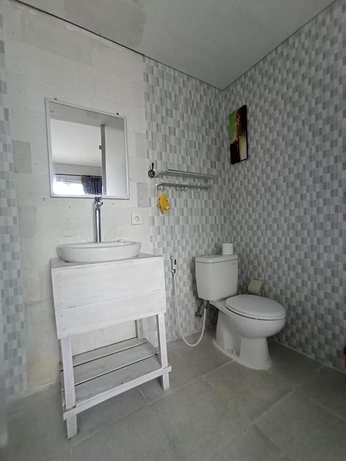 Asung Guesthouse Canggu Dış mekan fotoğraf