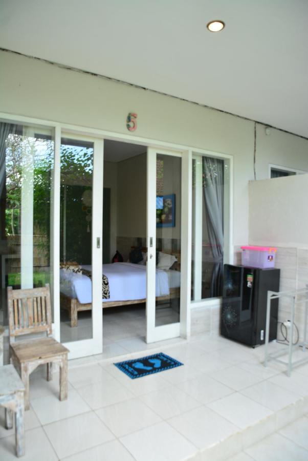 Asung Guesthouse Canggu Dış mekan fotoğraf