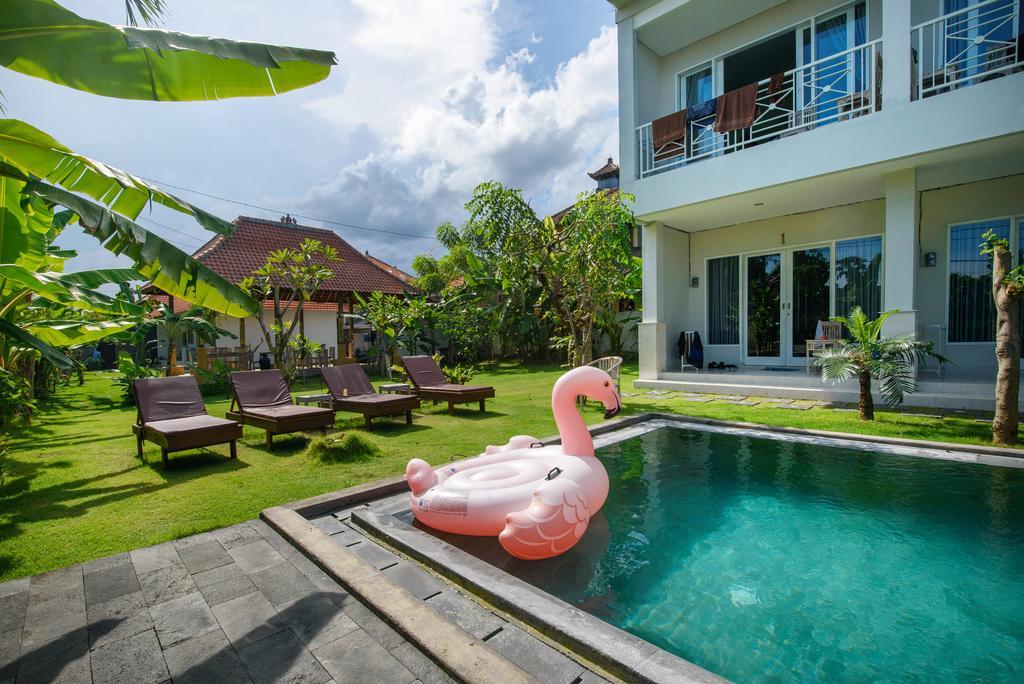 Asung Guesthouse Canggu Dış mekan fotoğraf