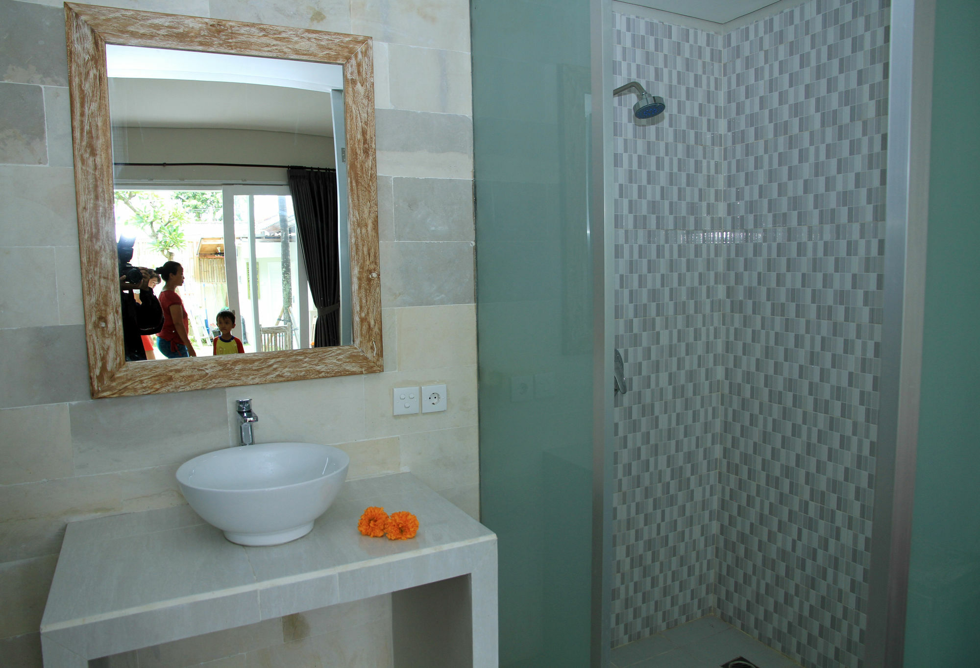 Asung Guesthouse Canggu Dış mekan fotoğraf